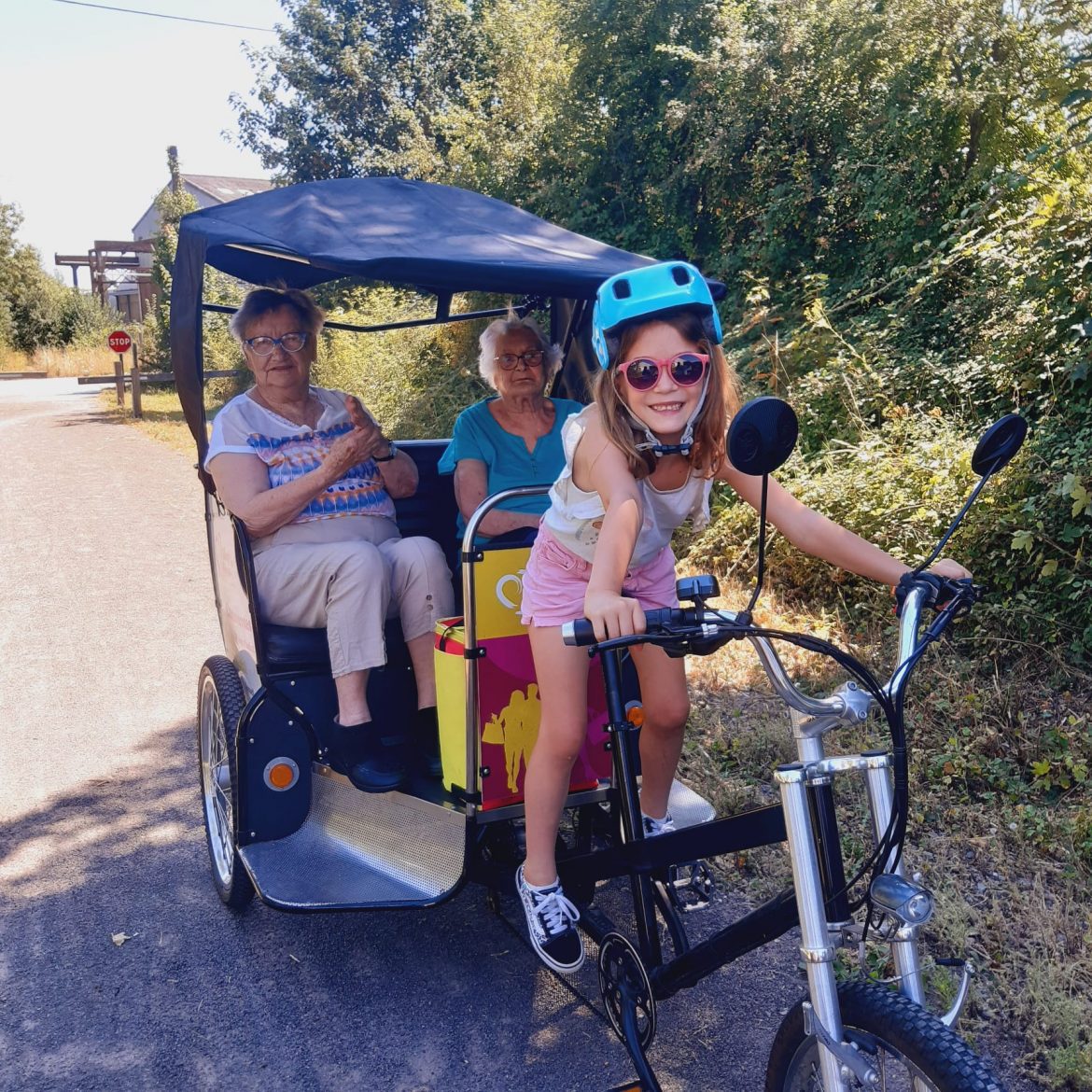 Roulez jeunesse! Les résidents de l’Ehpad font un tour de vélo!